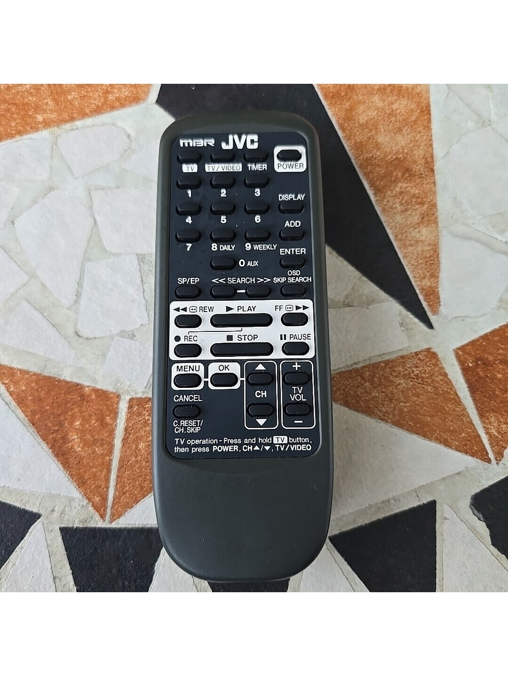 Genuine JVC MBR UR64EC1822 TV VCR Remote Control Multi-Function OEM